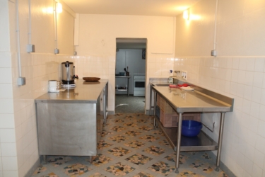 une des salles de préparation pour les traiteurs bearn salle de préparation traiteurs mariage lacommande bearn